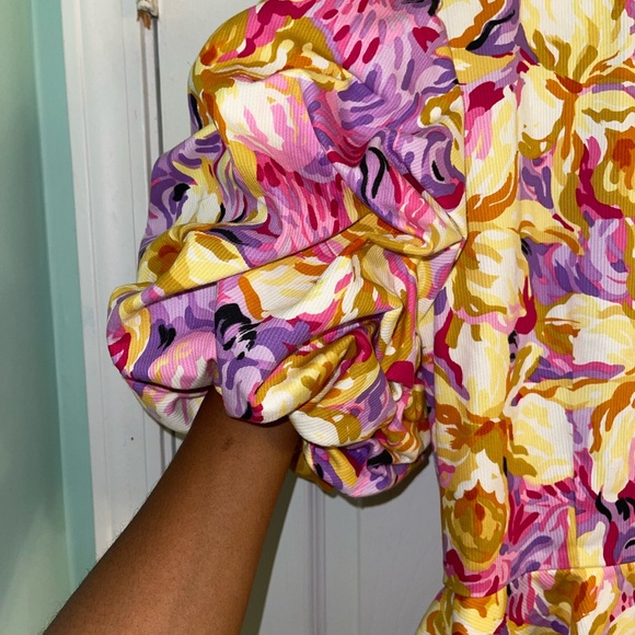 Saks Fifth Avenue Vintage Ruffle Wrap Top (8) - Picture 7 of 10